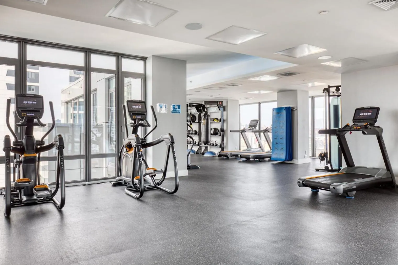 纽约Lic 2Br W Gym Dm Elevator Private Balcony Nyc-769公寓 美国